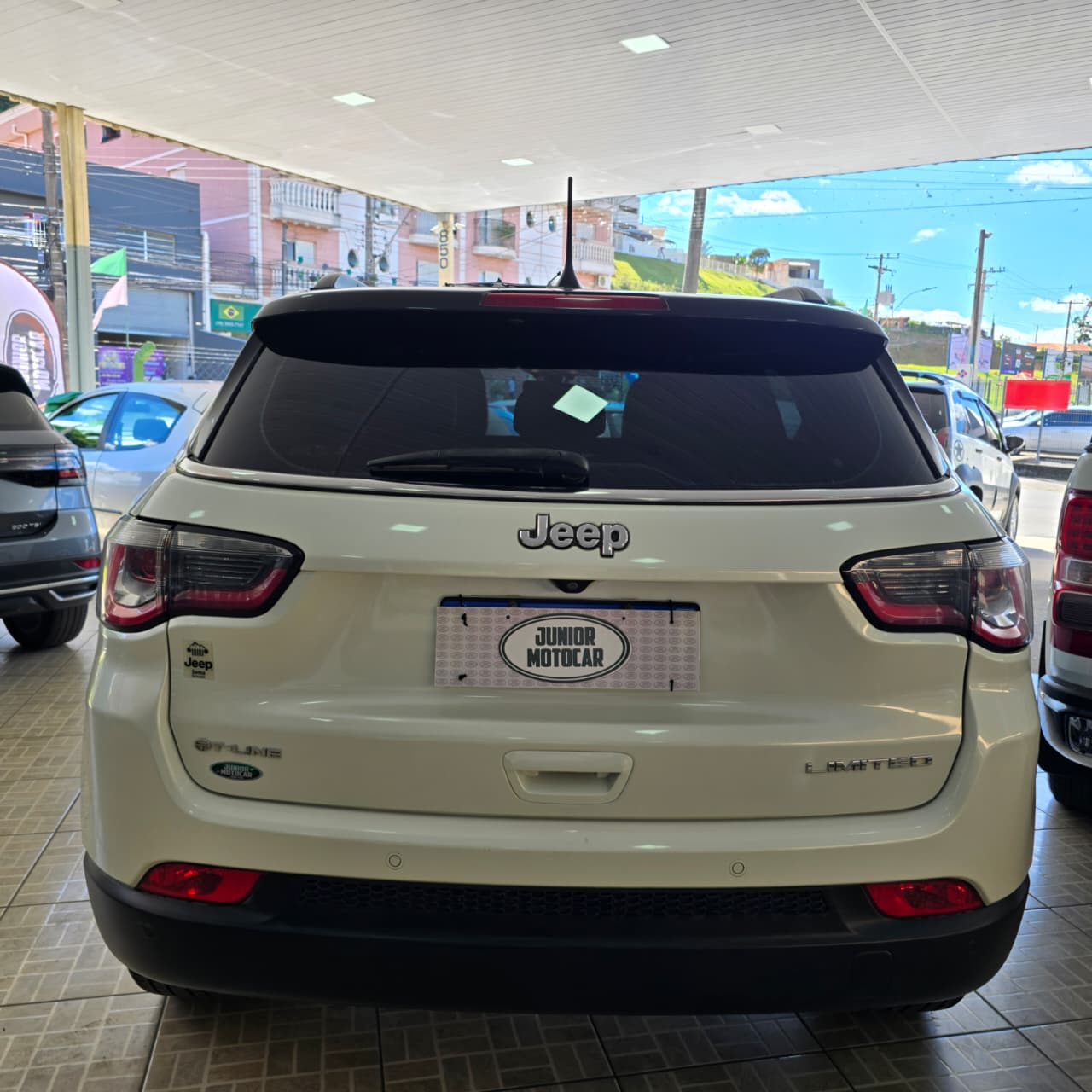 JEEP COMPASS 2.0 LIMITED AUT. BRANCO 2018 FLEX - Imagem 5