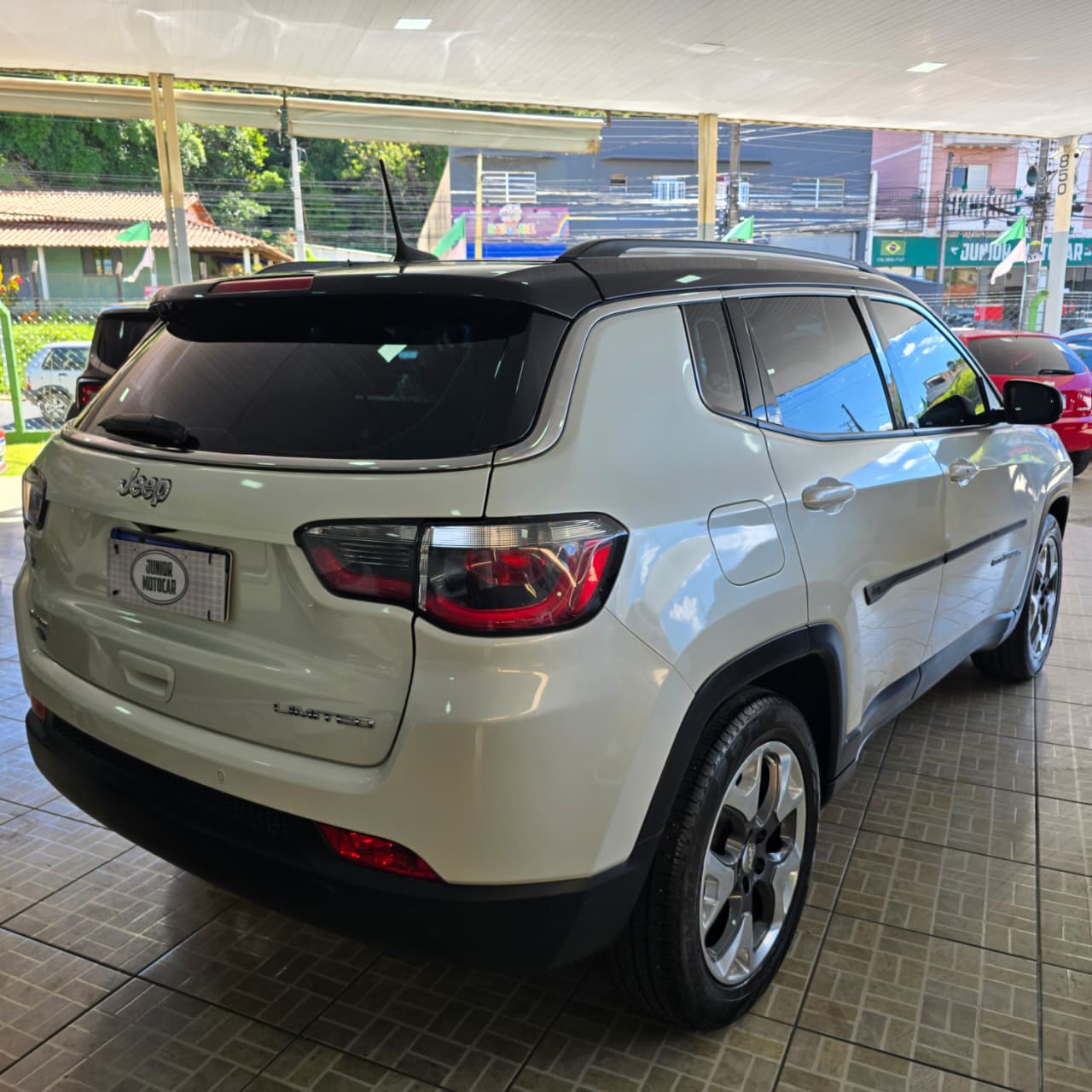 JEEP COMPASS 2.0 LIMITED AUT. BRANCO 2018 FLEX - Imagem 6