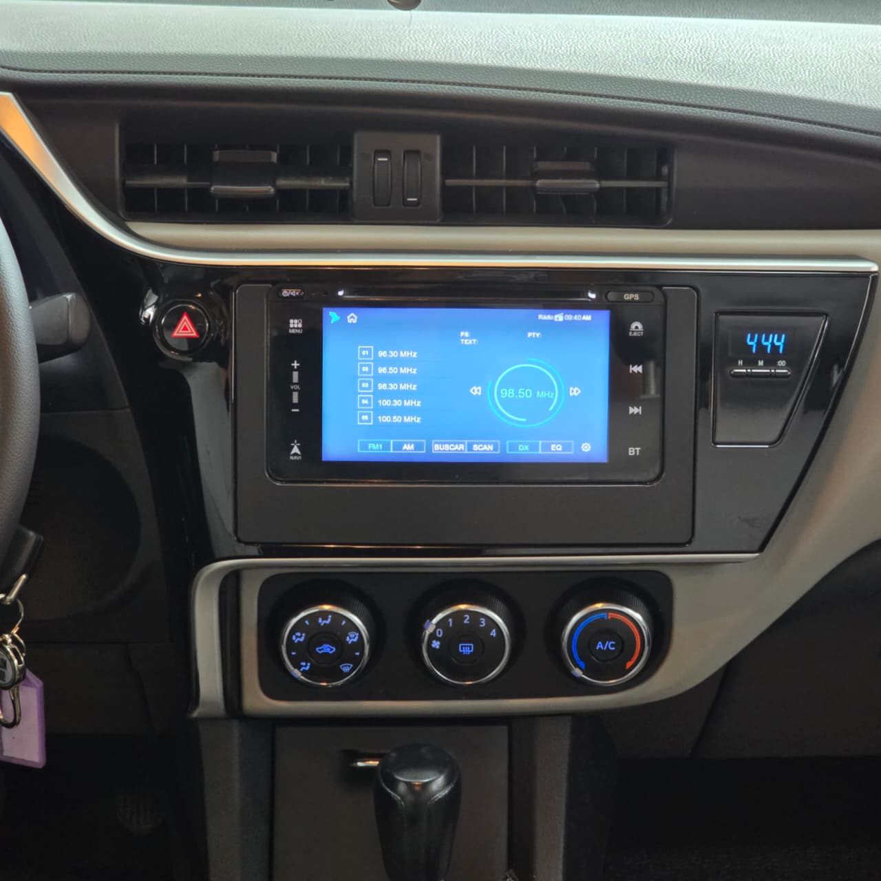 TOYOTA COROLLA 1.8 GLi AUT. BRANCO 2019 FLEX - Imagem 12