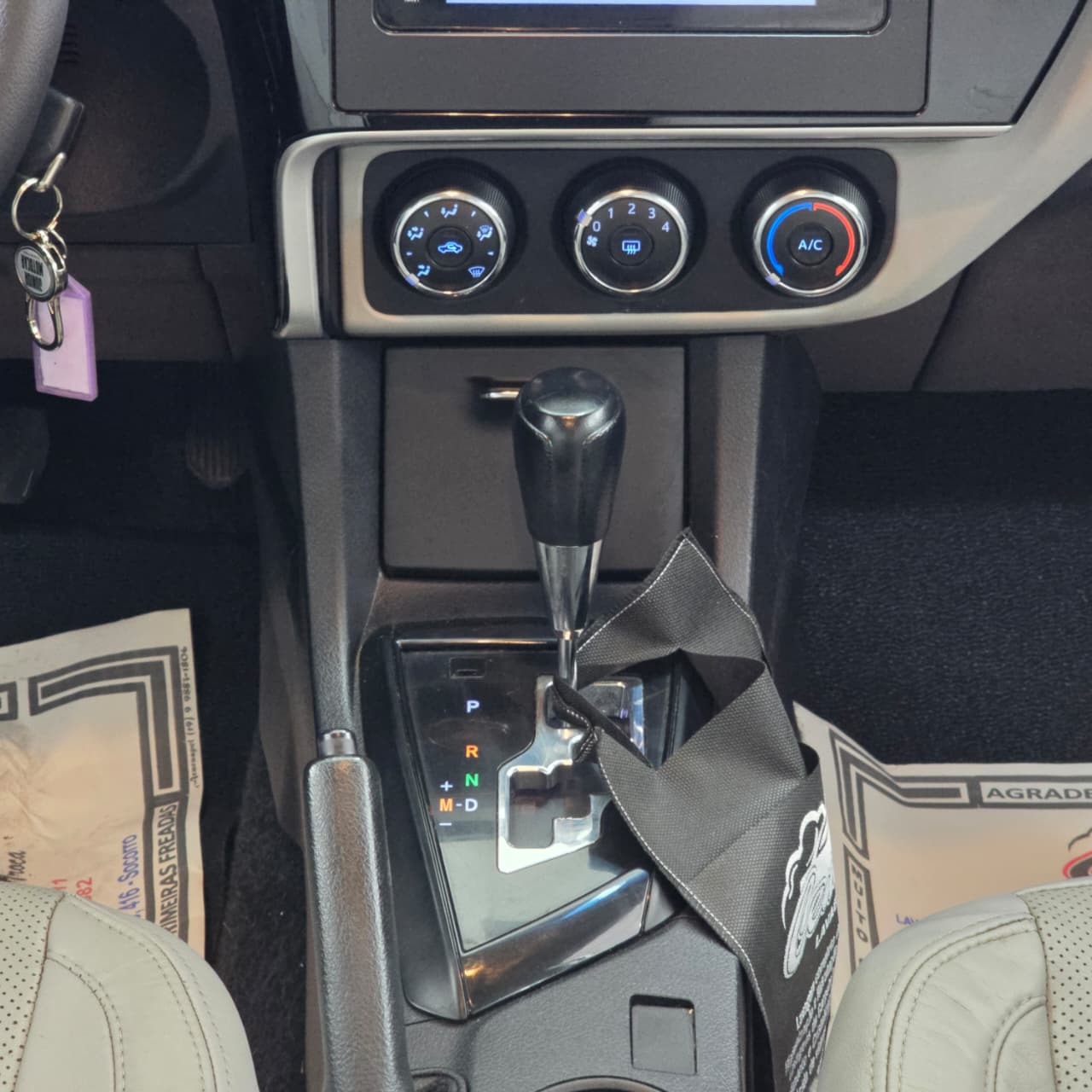 TOYOTA COROLLA 1.8 GLi AUT. BRANCO 2019 FLEX - Imagem 13