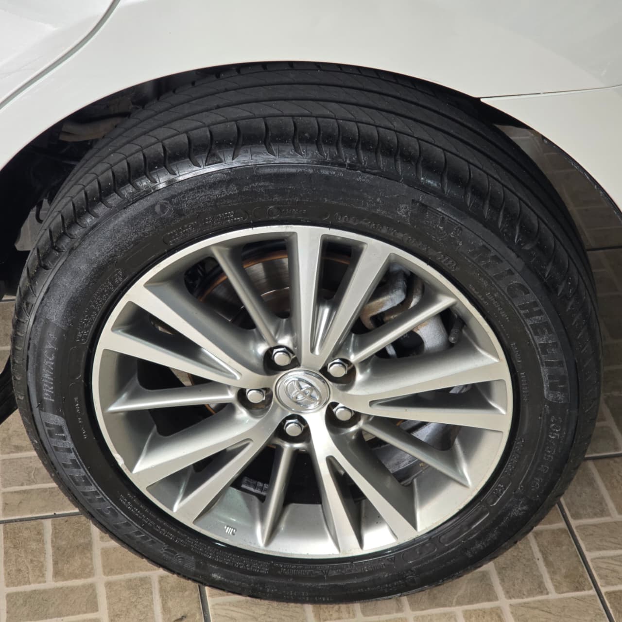 TOYOTA COROLLA 1.8 GLi AUT. BRANCO 2019 FLEX - Imagem 17