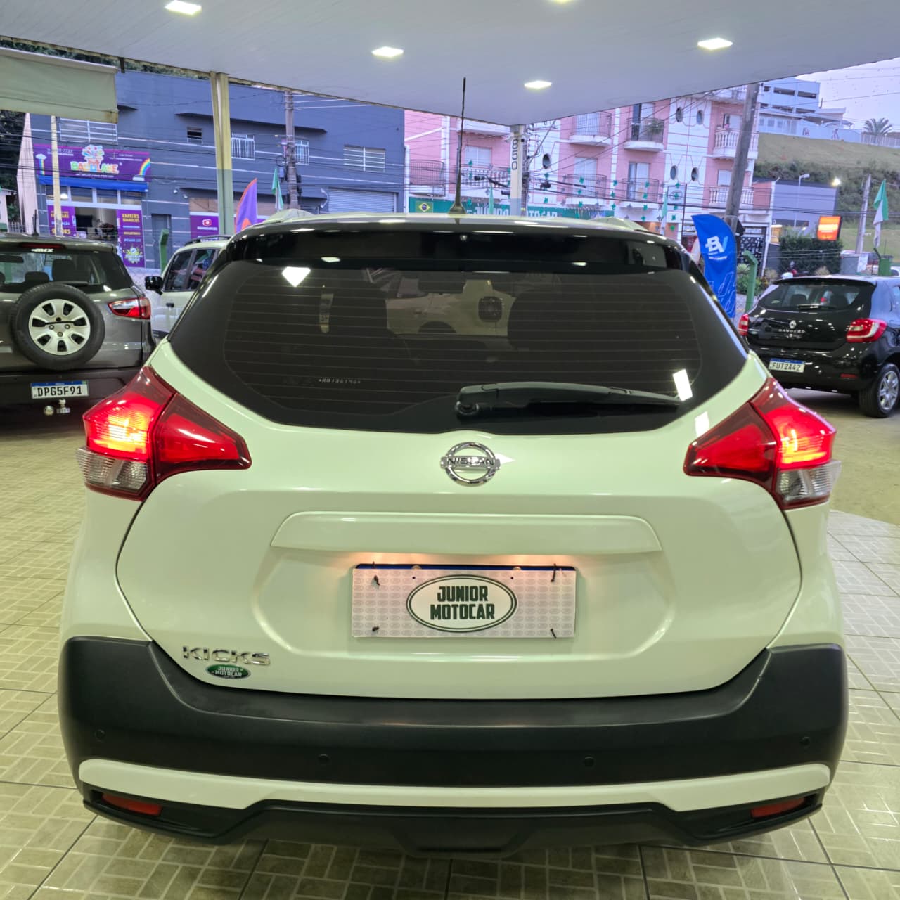 NISSAN KICKS 1.6 S AUT. BRANCO 2019 FLEX - Imagem 5