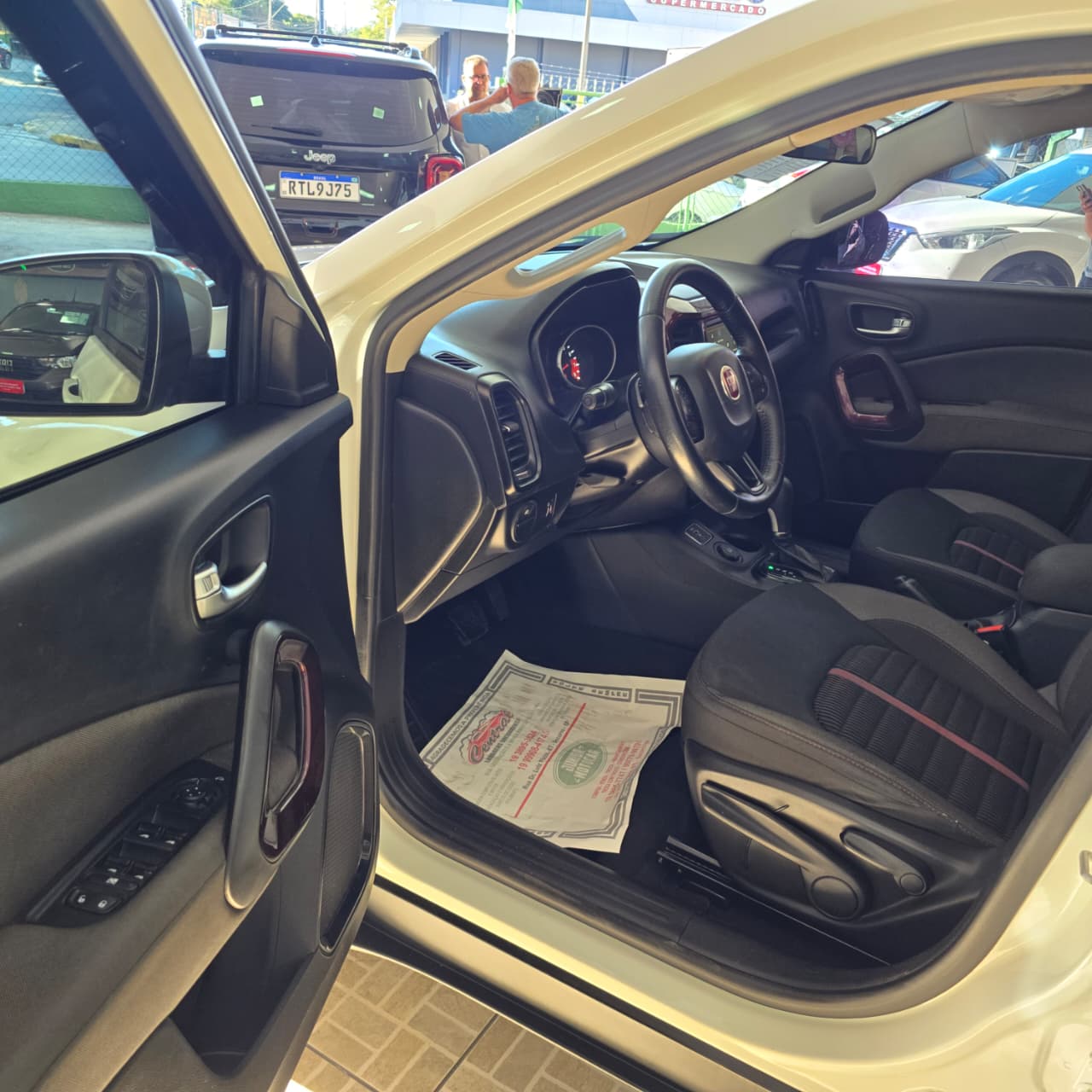 FIAT TORO 1.8 FREEDOM BRANCA 2020 FLEX - Imagem 8
