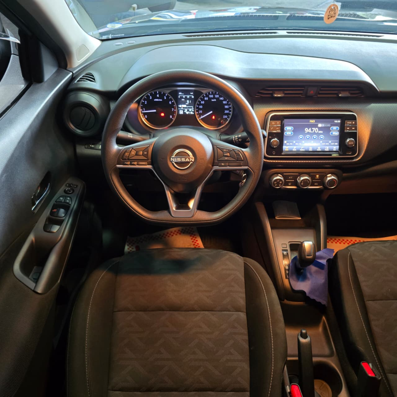 NISSAN KICKS 1.6 SENSE AUT. PRETO 2024 FLEX - Imagem 10