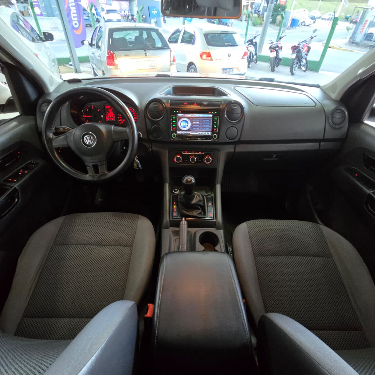 VW AMAROK 2.0 SPORT CD BRANCA 2013 DIESEL - Imagem 11
