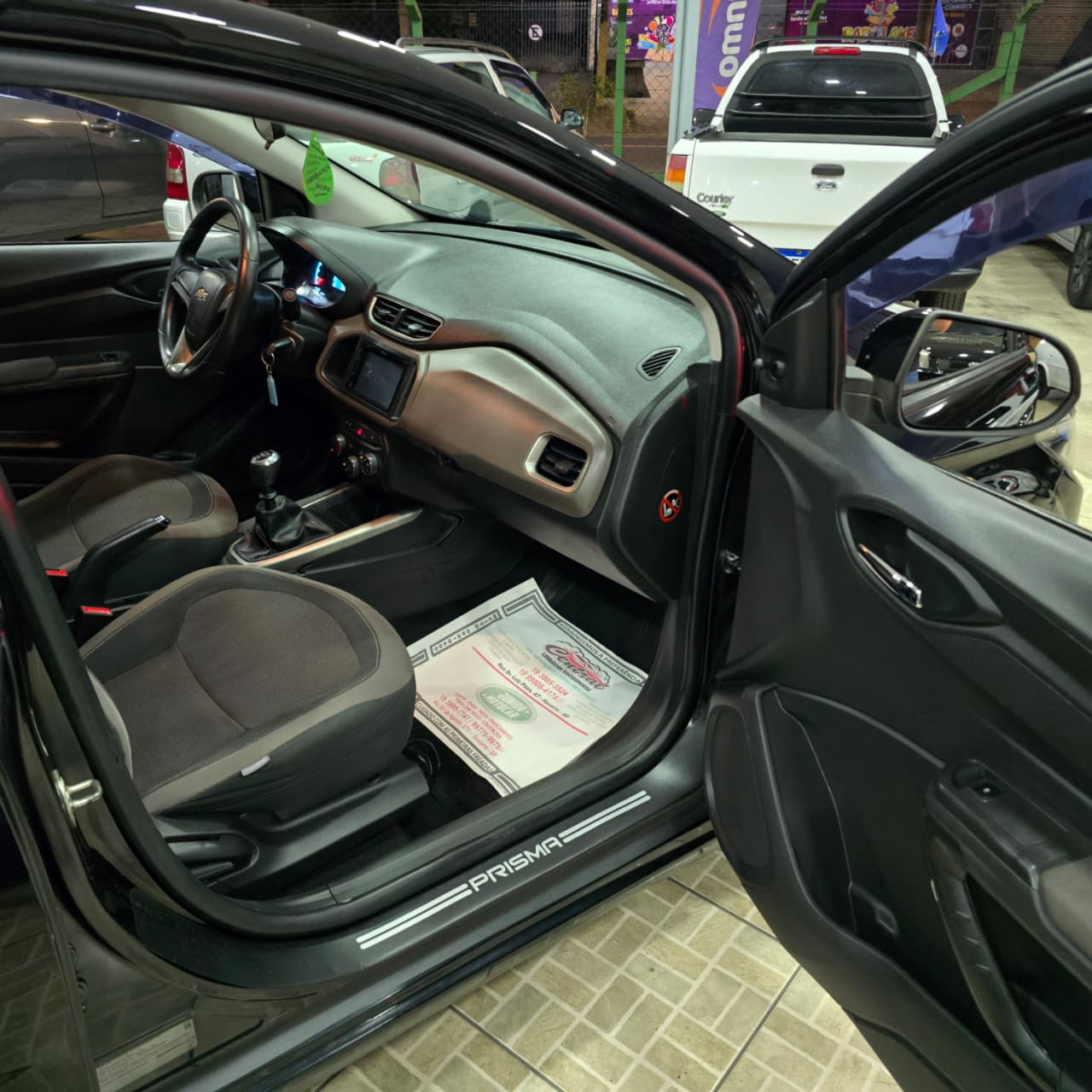 GM PRISMA 1.4 LT PRETO 2016 FLEX - Imagem 13