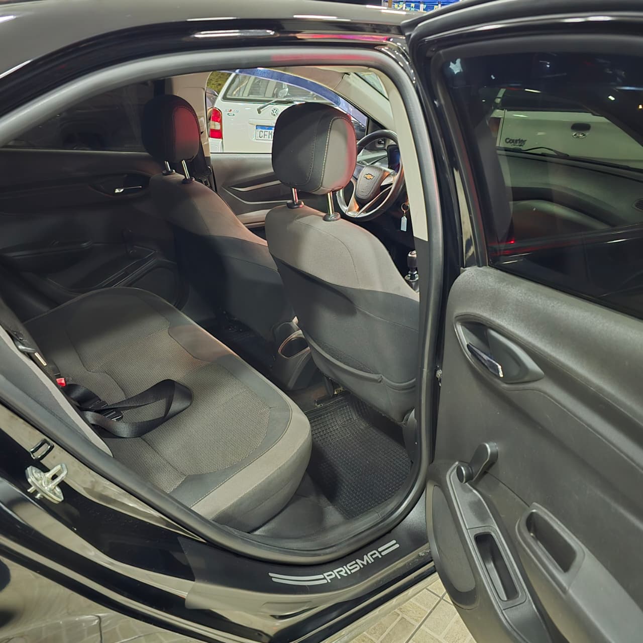GM PRISMA 1.4 LT PRETO 2016 FLEX - Imagem 15