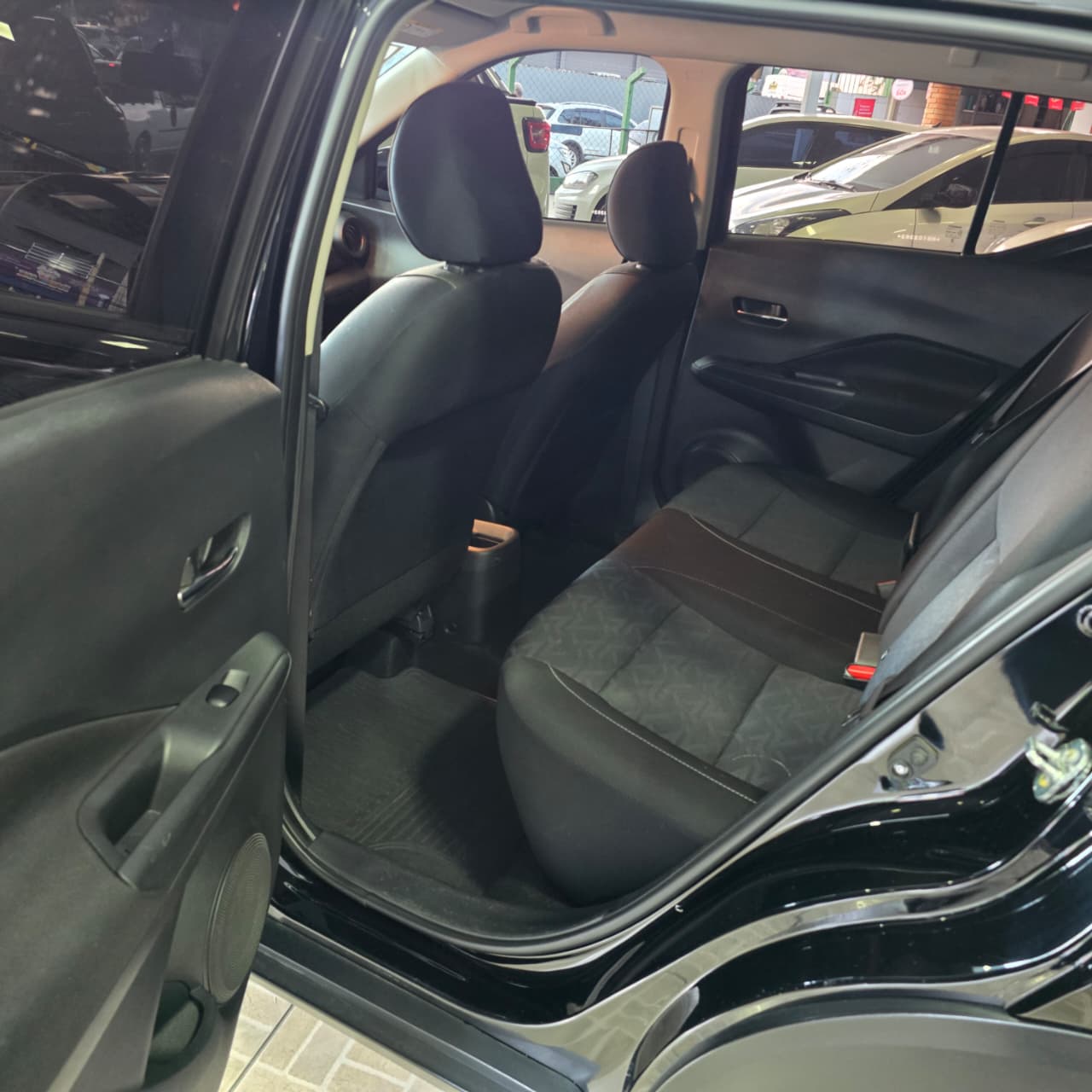 NISSAN KICKS 1.6 SENSE AUT. PRETO 2024 FLEX - Imagem 15