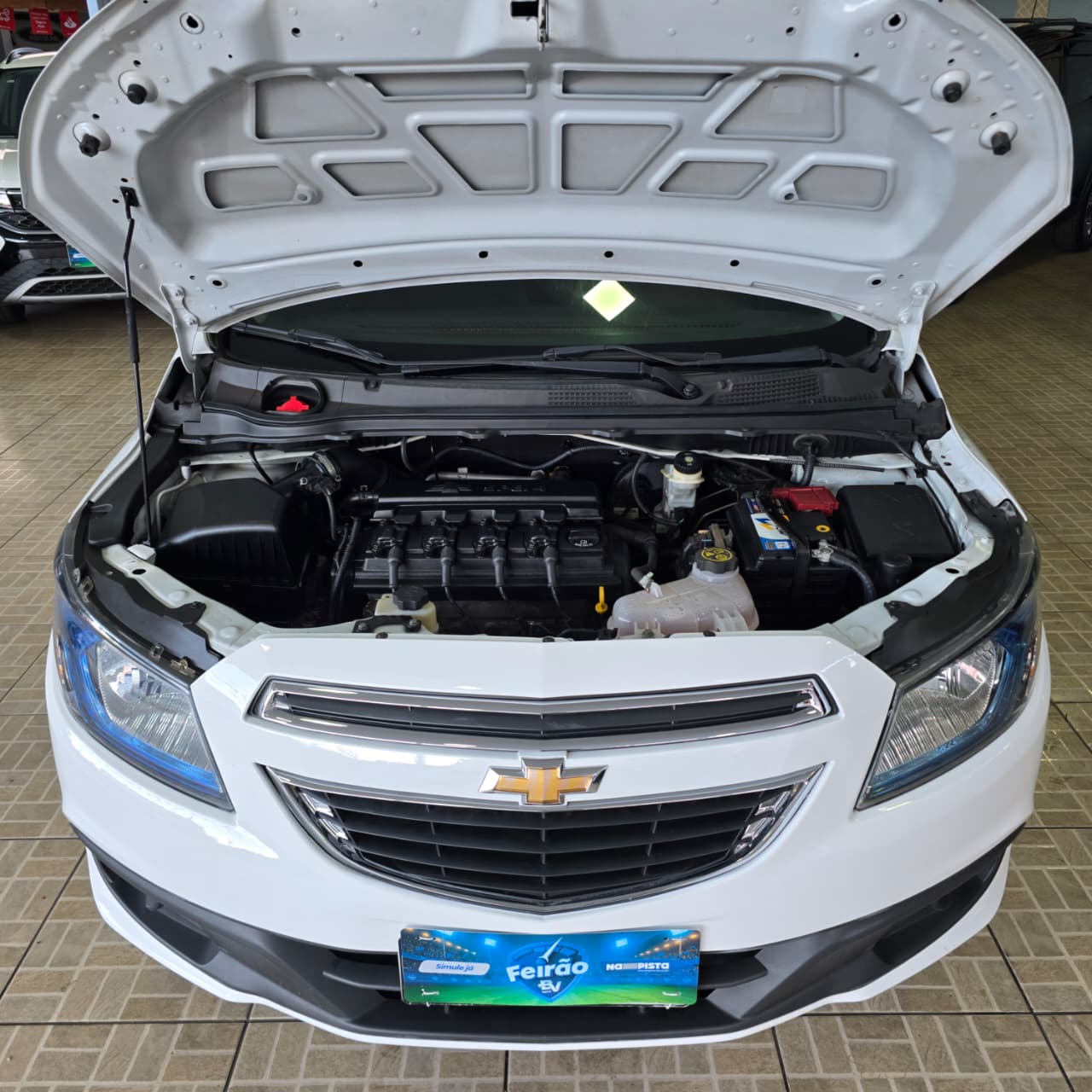 GM PRISMA 1.0 LT BRANCO 2015 FLEX - Imagem 18