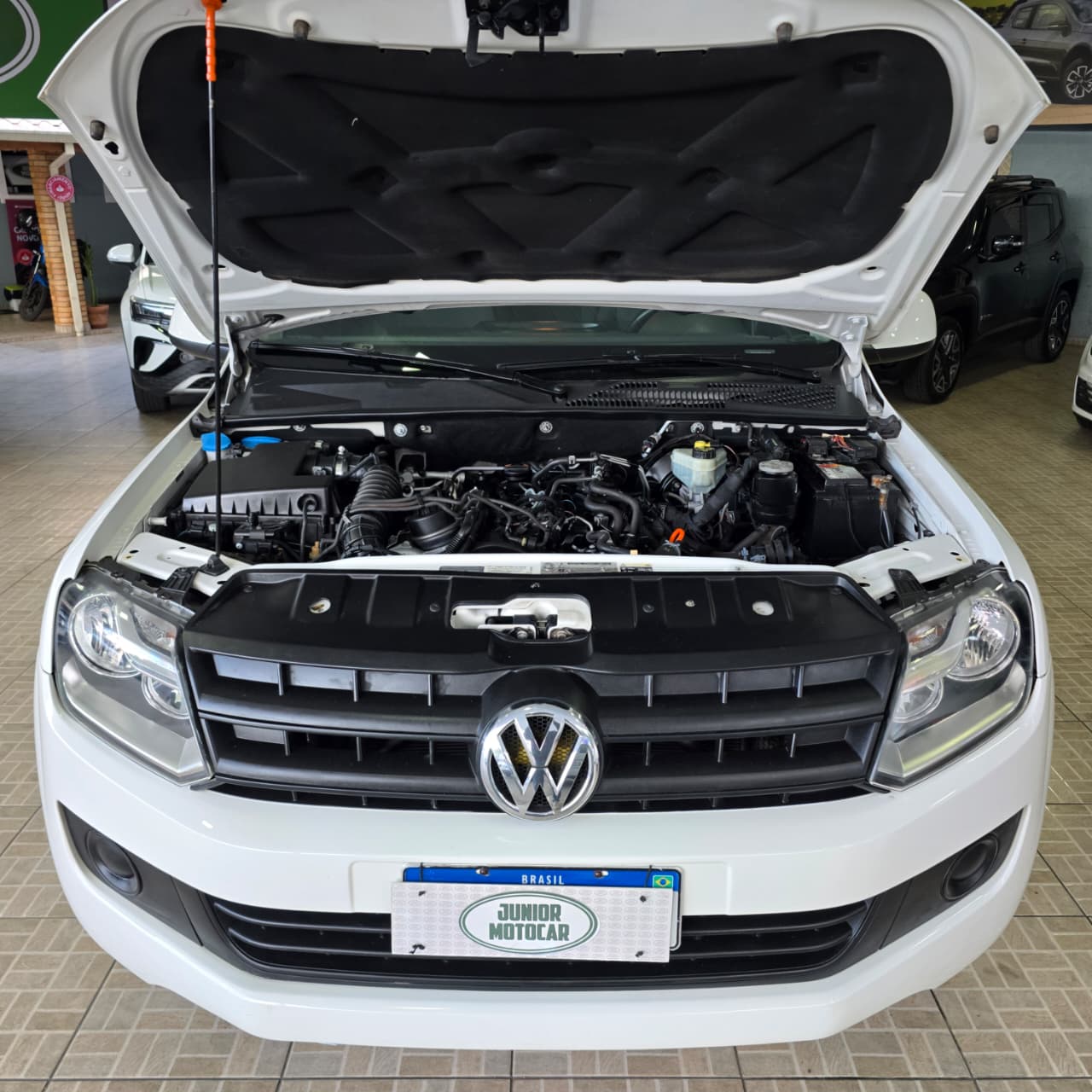 VW AMAROK 2.0 SPORT CD BRANCA 2013 DIESEL - Imagem 18