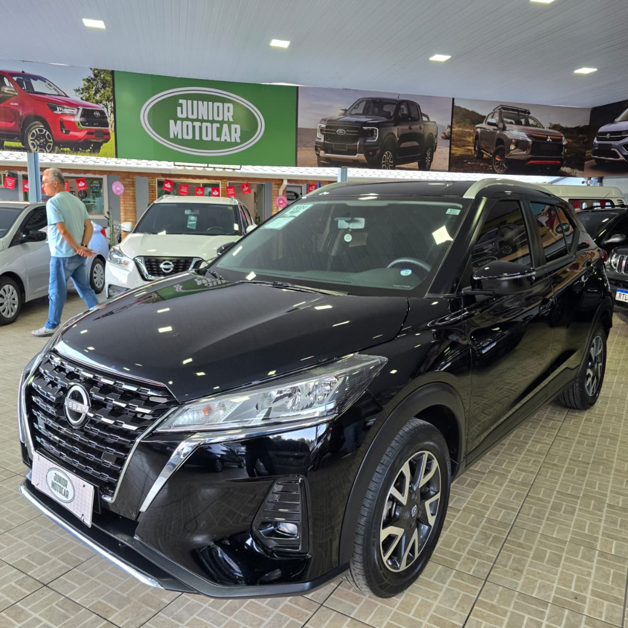 NISSAN KICKS 1.6 SENSE AUT. PRETO 2024 FLEX - Imagem 3