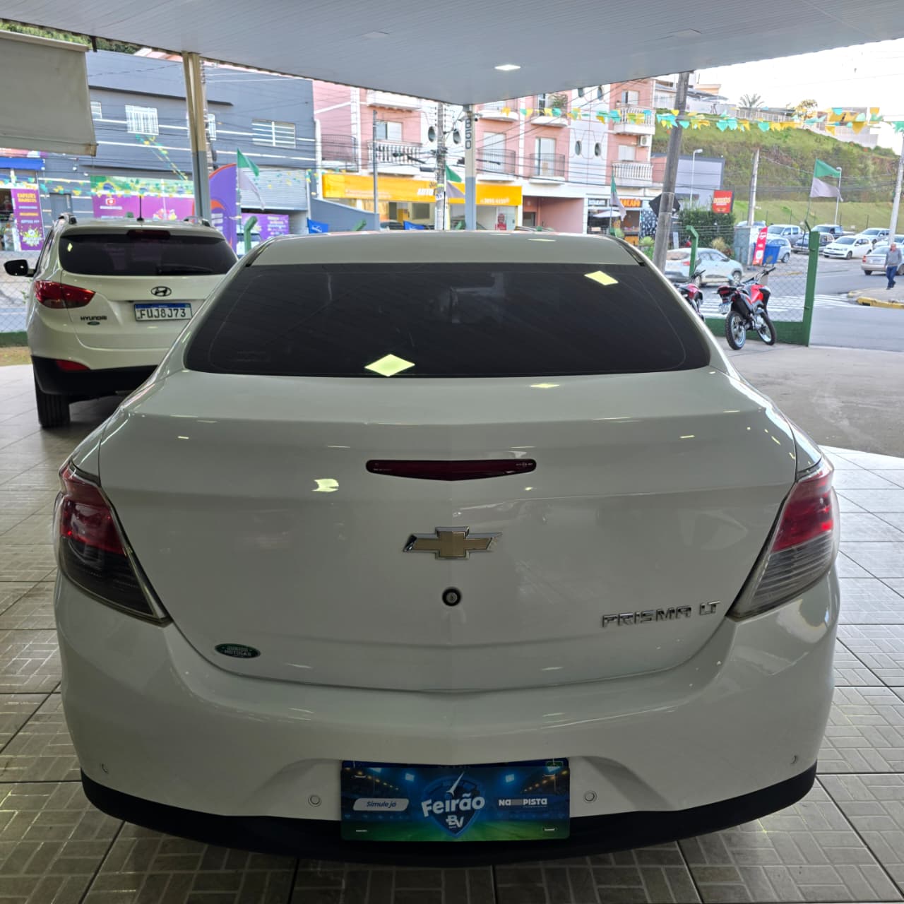GM PRISMA 1.0 LT BRANCO 2015 FLEX - Imagem 5