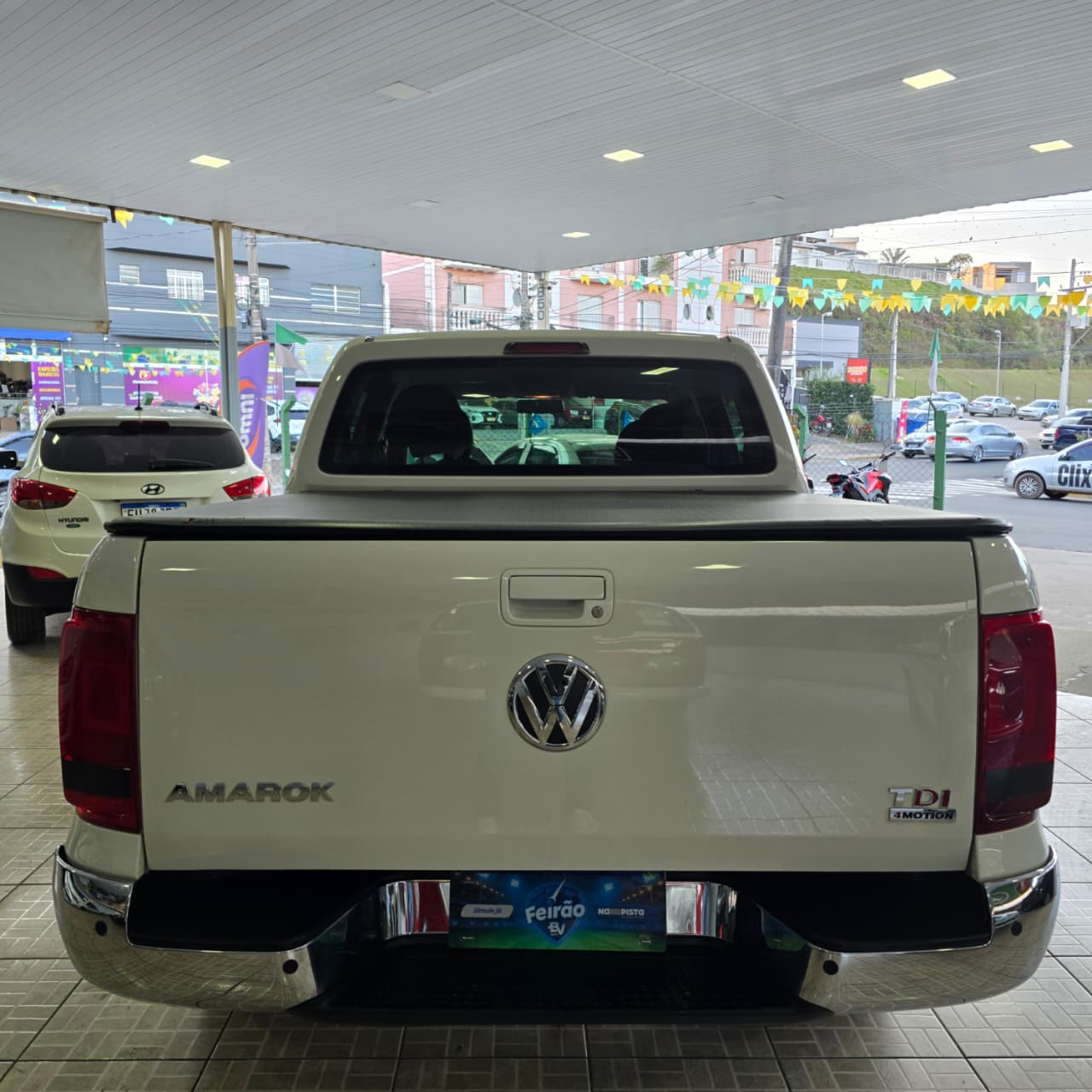 VW AMAROK 2.0 SPORT CD BRANCA 2013 DIESEL - Imagem 5