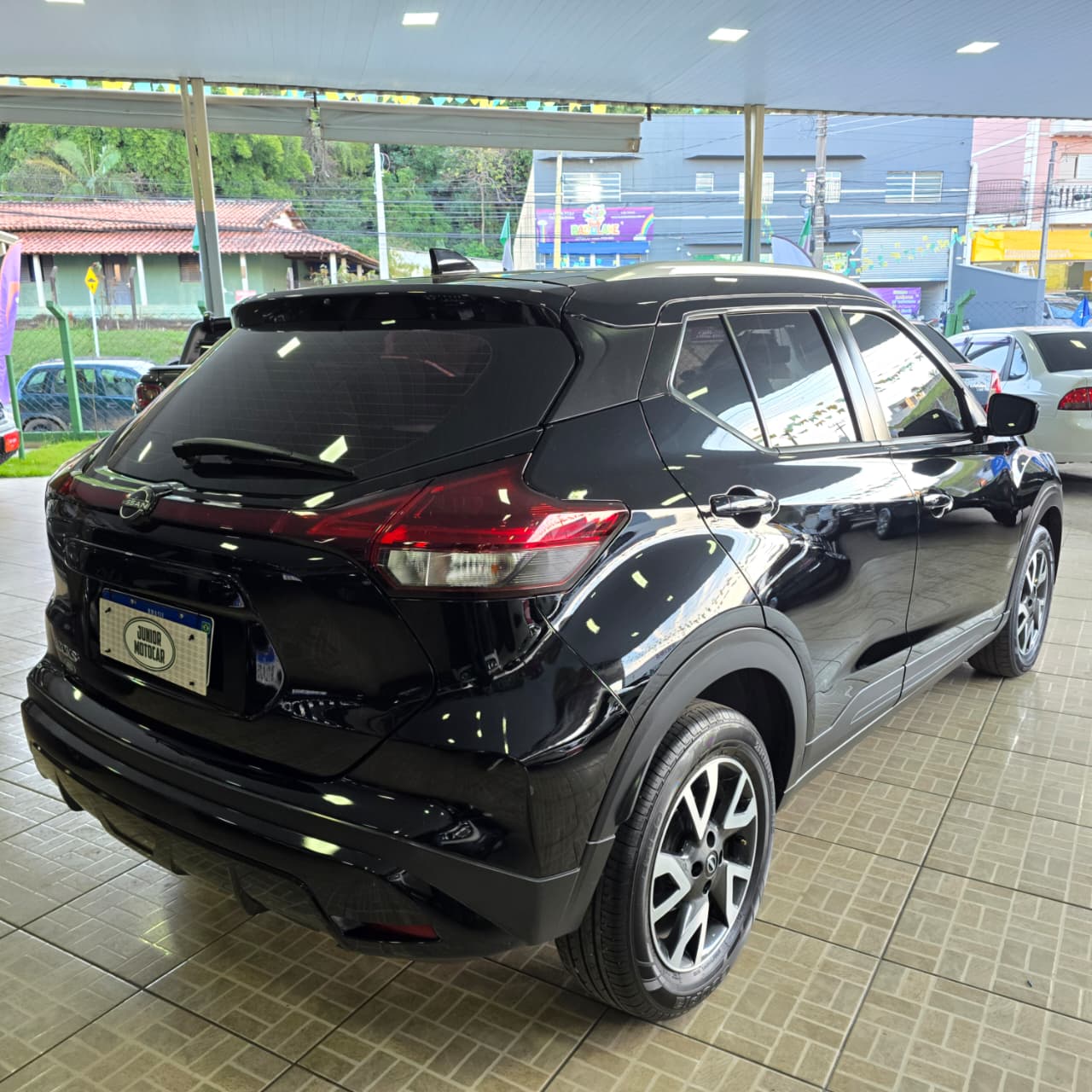 NISSAN KICKS 1.6 SENSE AUT. PRETO 2024 FLEX - Imagem 6