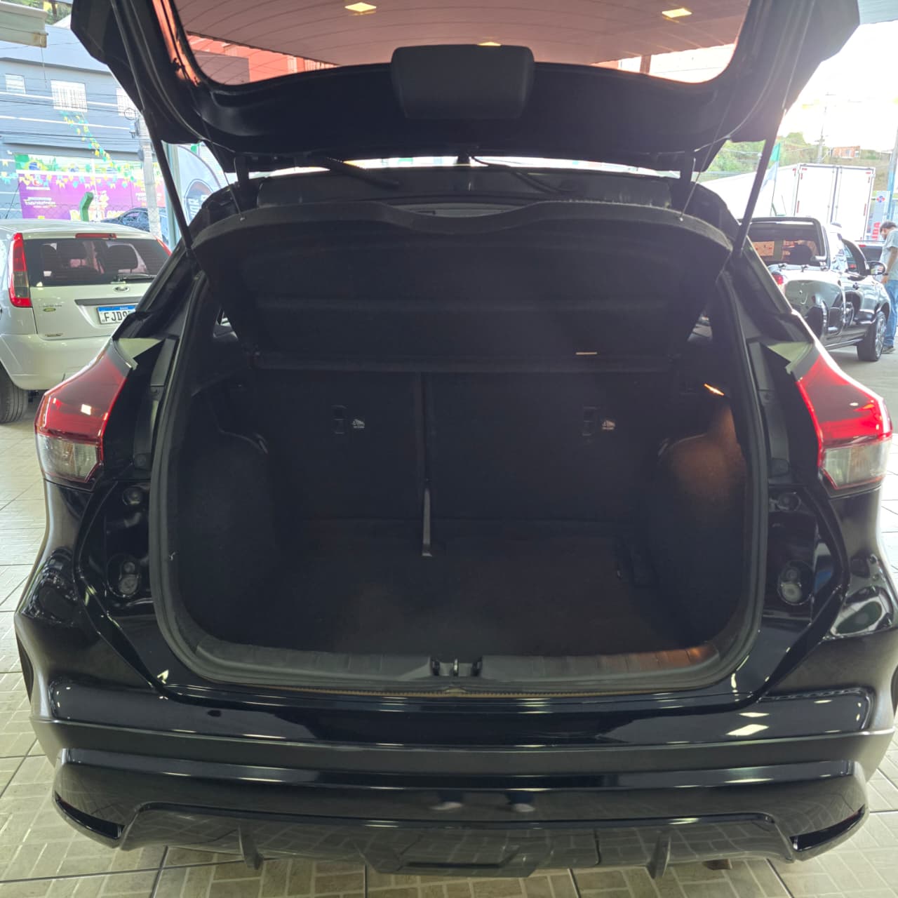 NISSAN KICKS 1.6 SENSE AUT. PRETO 2024 FLEX - Imagem 7