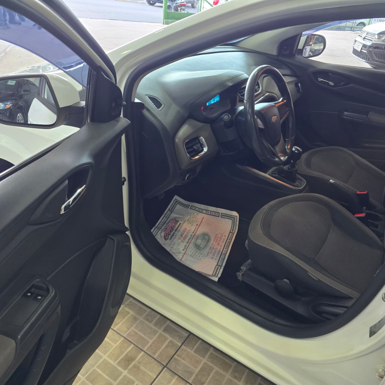 GM PRISMA 1.0 LT BRANCO 2015 FLEX - Imagem 8