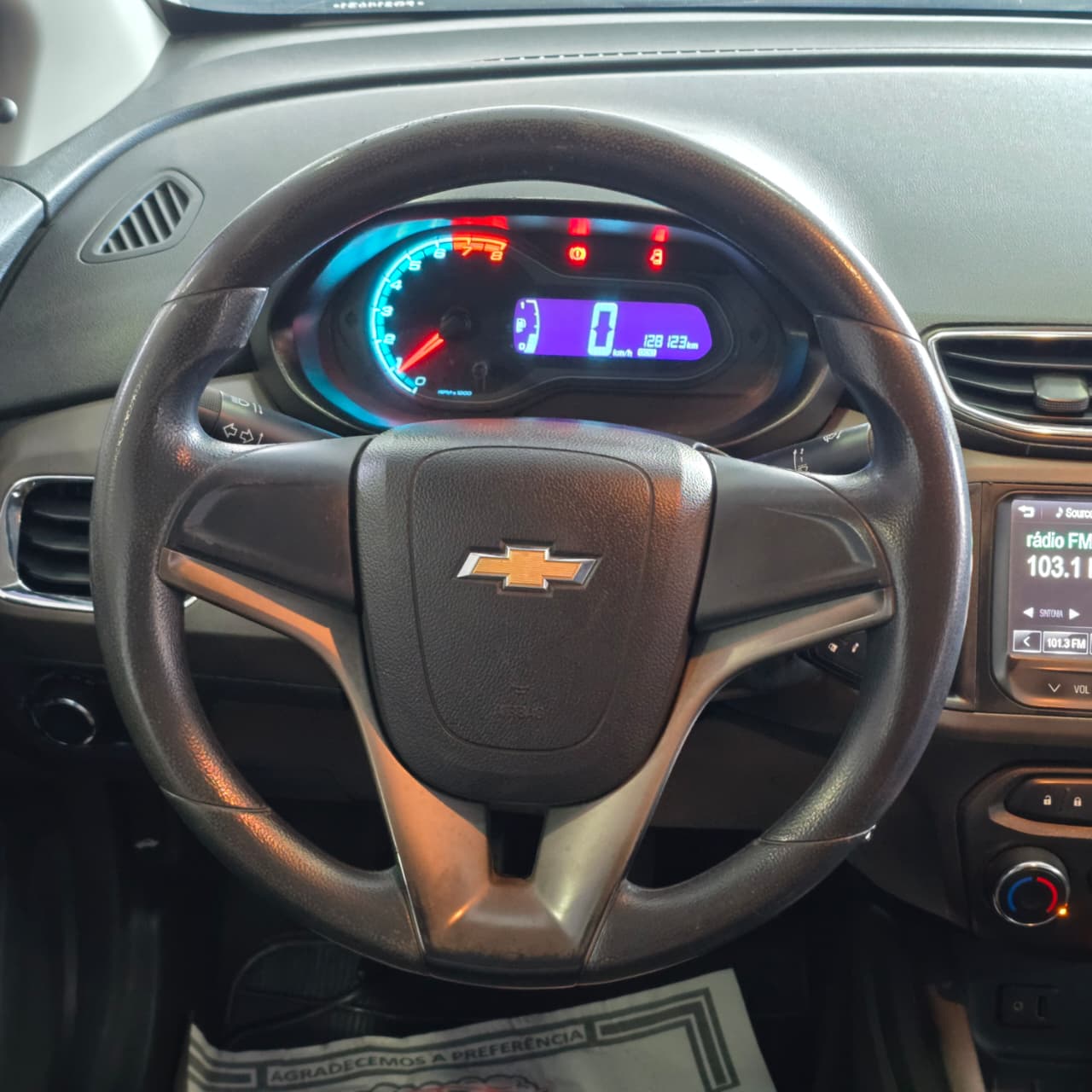 GM PRISMA 1.0 LT BRANCO 2015 FLEX - Imagem 9