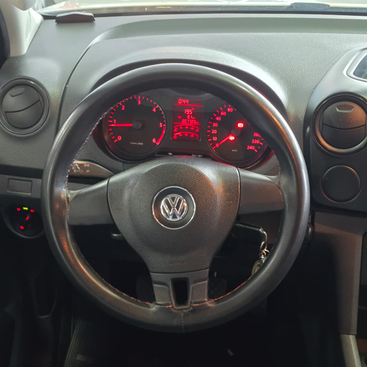 VW AMAROK 2.0 SPORT CD BRANCA 2013 DIESEL - Imagem 9