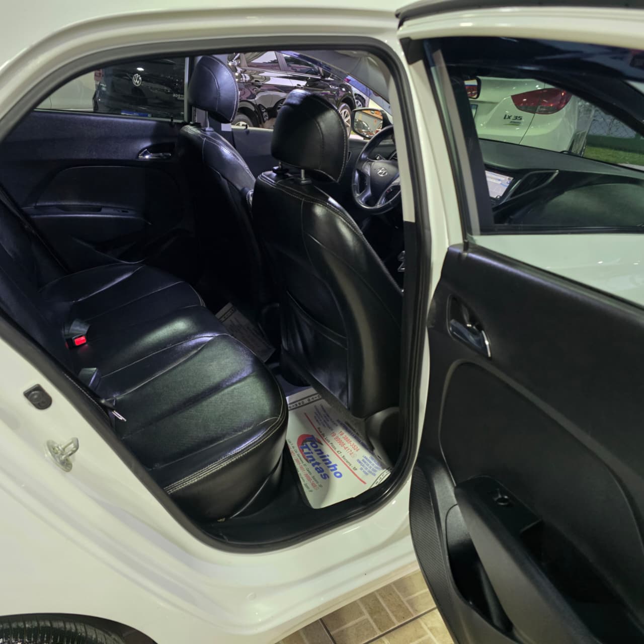 HYUNDAI HB20 1.6 COMFORT AUT. BRANCO 2015 FLEX - Imagem 16