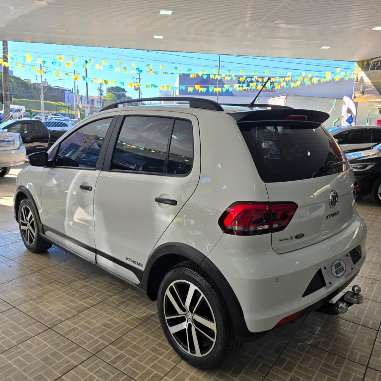 VW FOX 1.6 XTREME BRANCO 2018 FLEX - Imagem 4