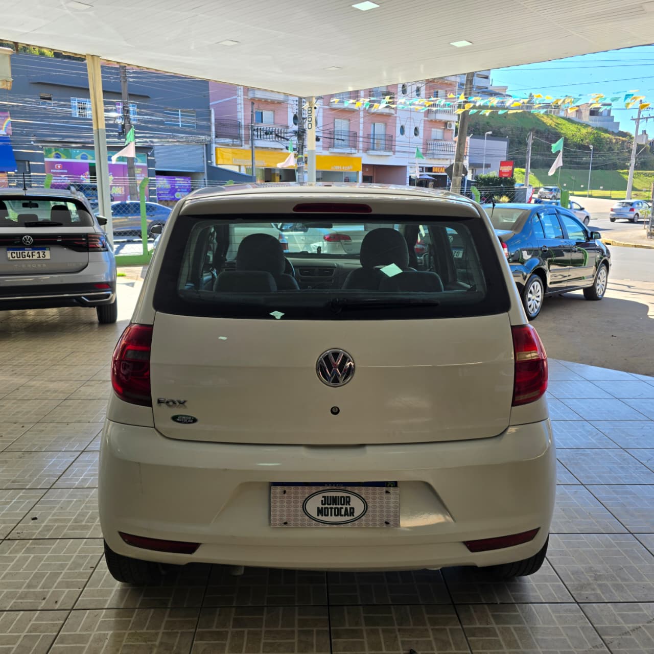 VW FOX 1.0 G2 BRANCO 2014 FLEX - Imagem 5