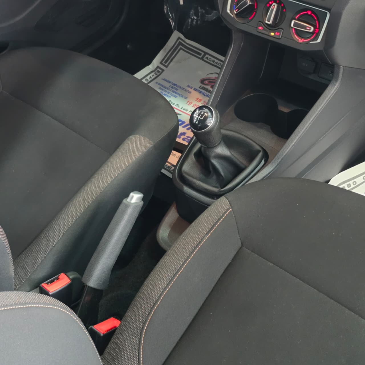 VW SAVEIRO 1.6 ROBUST PRATA 2025 FLEX - Imagem 12