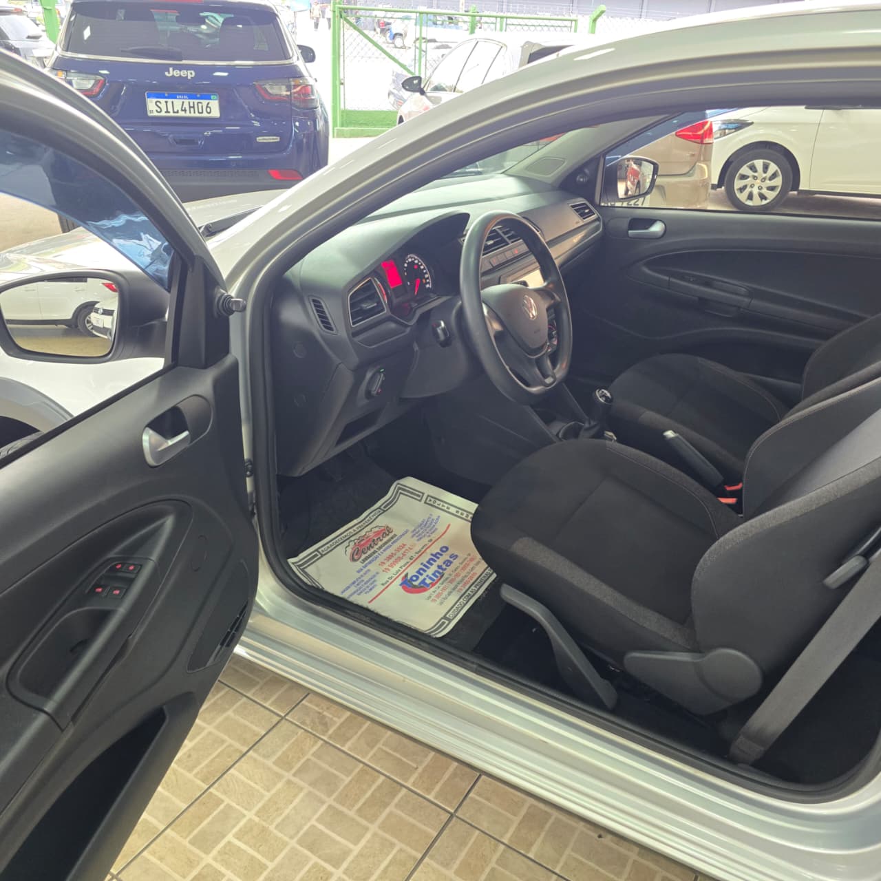 VW SAVEIRO 1.6 ROBUST PRATA 2025 FLEX - Imagem 8