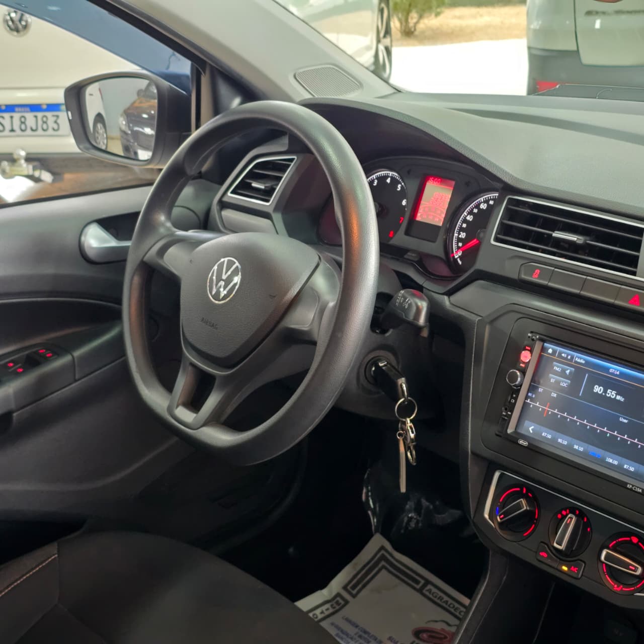 VW SAVEIRO 1.6 ROBUST PRATA 2025 FLEX - Imagem 9